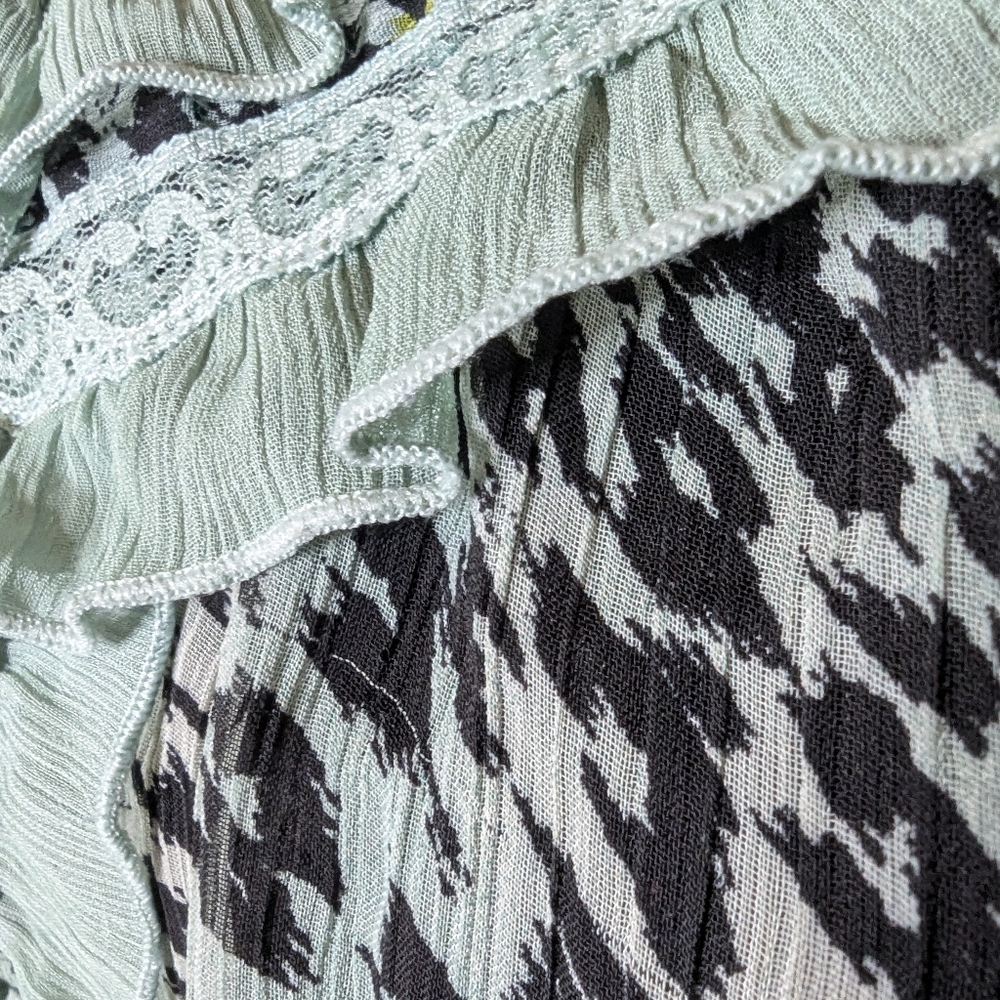Mint Ruffle Animal Print Blouse - Picture 5 of 6